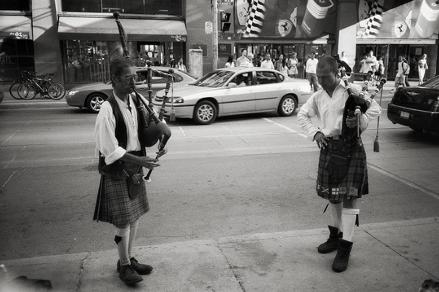 Toronto, B&W pic