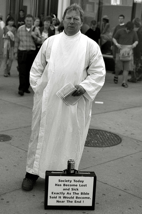 Toronto, B&W pic